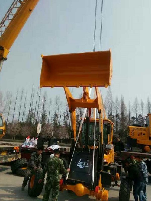 莱工.jpg 莱工.jpg